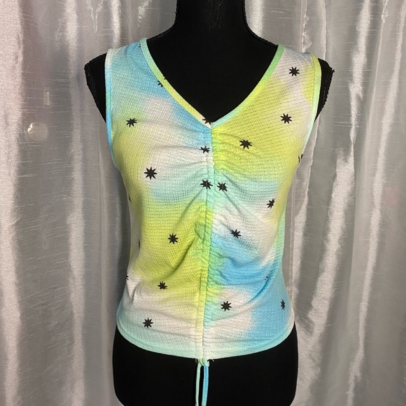 Livi Top - Picture 1 of 4